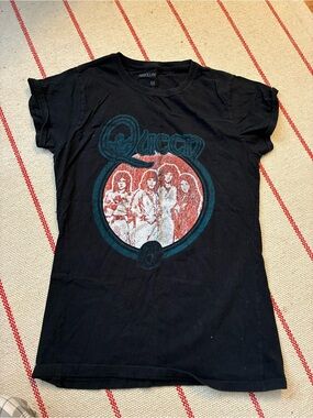 Womens Black Graphic Tee - Queen Band Print